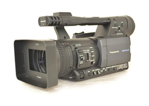 AG-HMC155 業務用ビデオカメラ AVCHD 50,000円