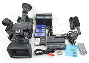 PXW-X200 XDCAMメモリーカムコーダー ビデオカメラ 180,000円
